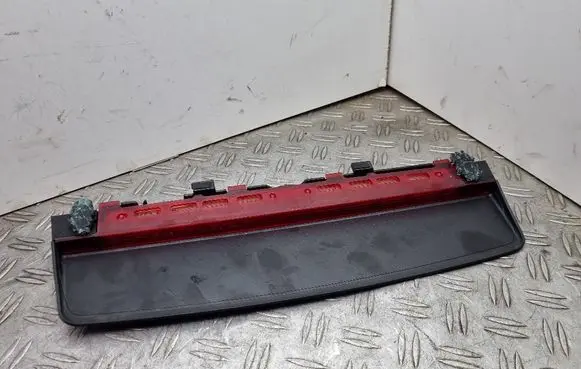BMW 7 F01 F02 F03 F04 Third/center stoplight 7182211