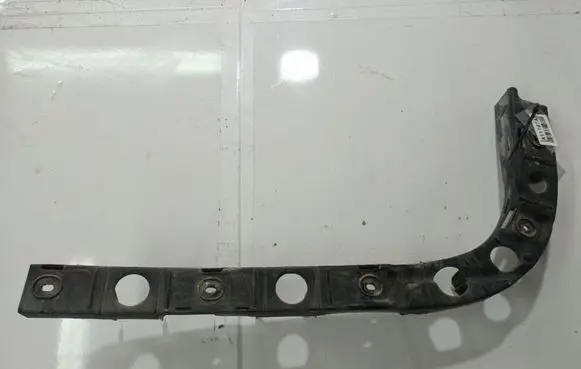 Seat Altea Rear bumper mounting bracket 