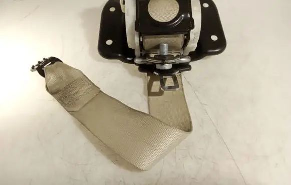 Mercedes-Benz CLK A208 C208 Rear seatbelt 59346061607