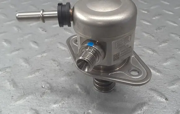 Hyundai i20 (BC3 BI3) Fuel injection high pressure pump 3532607250 P22019701463 4A06715Z