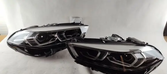 BMW 1 F40 Headlights/headlamps set 