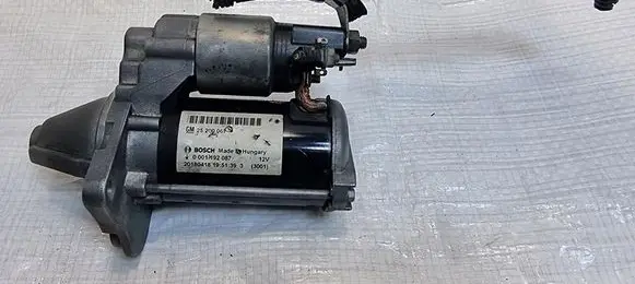 Opel Corsa E Starter motor 25200067