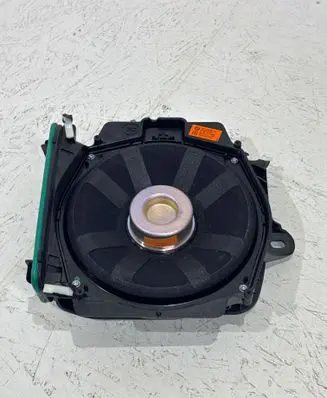 BMW M4 G82 G83 Subwoofer speaker 2622490 20117311 8948012102B
