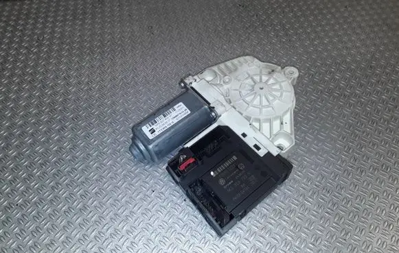Seat Altea Front door window regulator motor 1t0959702g