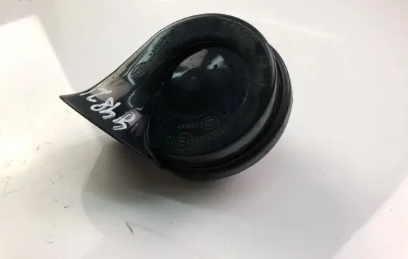 Skoda Fabia Mk1 (6Y) Alarm system siren 6Q0951223L