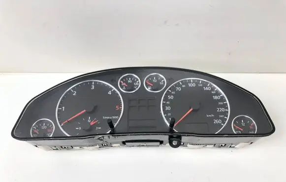 Speedometer (instrument cluster)