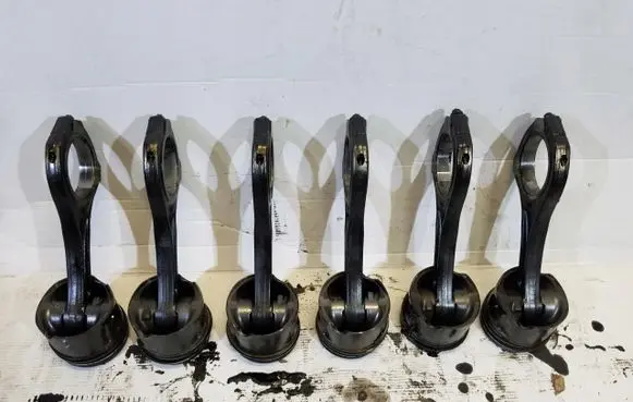 Mercedes-Benz ML W164 Piston with connecting rod