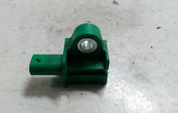 Volkswagen Golf VI Airbag deployment crash/impact sensor 5K0959351