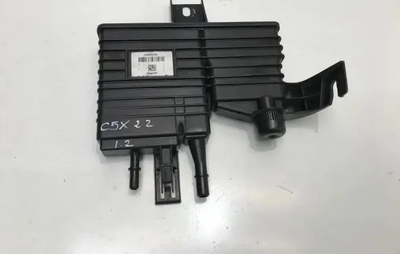 Citroen C5 X Active carbon filter fuel vapour canister 9834281680