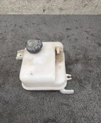 KIA Sportage Coolant expansion tank/reservoir 254302S000