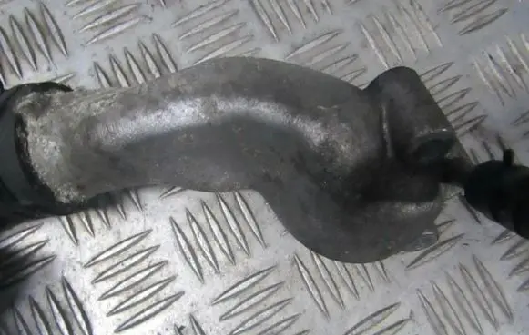 Toyota Avensis T250 Engine coolant pipe/hose