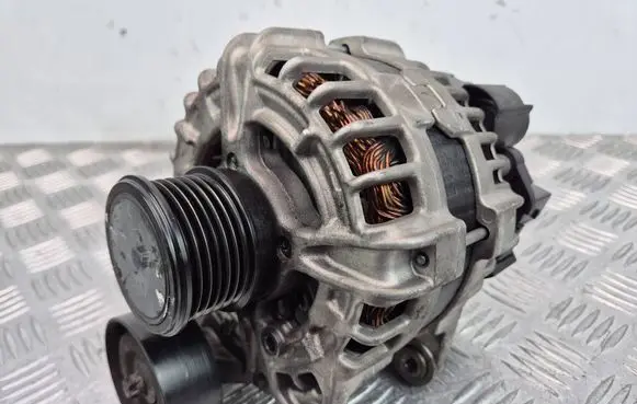 Mercedes-Benz E W212 Generator/alternator 0125711099 20200924