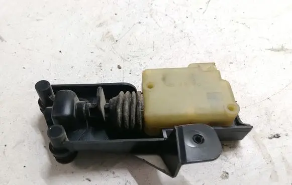 Fuel tank cap lock motor