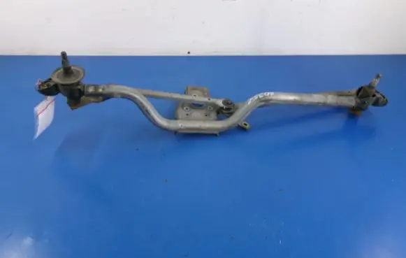 Renault Clio II Front wiper linkage and motor