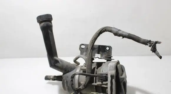 Peugeot Partner Power steering pump