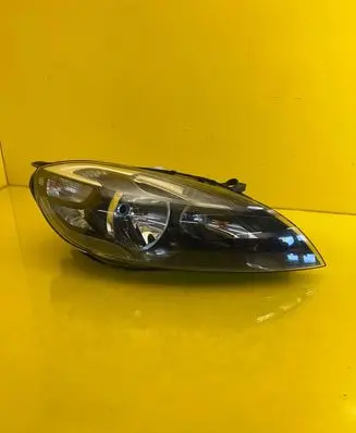 Volvo V40 Headlight/headlamp 31283327
