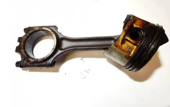 Volvo S40, V40 Piston with connecting rod