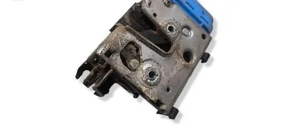 Audi A4 S4 B5 8D Rear door lock 4A0839016H