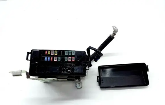 Nissan Micra K14 Fuse box set 5FA0A