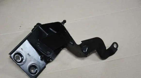 Volkswagen Golf VII ABS pump bracket 5Q1614235