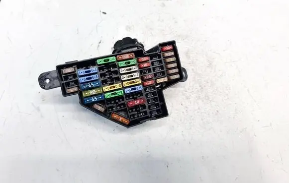 Skoda Octavia Mk2 (1Z) Fuse box set