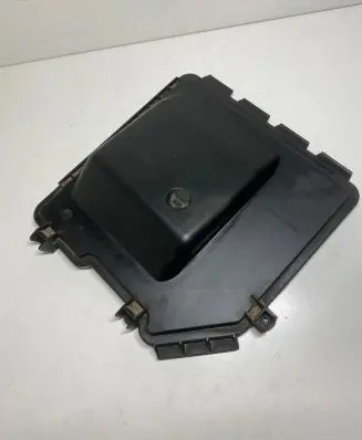 Opel Meriva A Fuse box cover 13144736