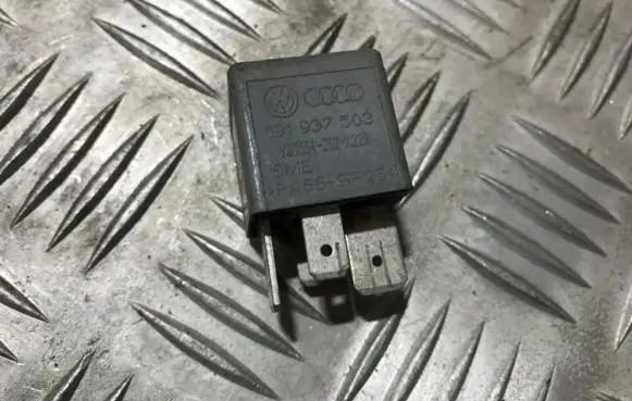 Volkswagen Transporter - Caravelle T4 Other relay 4ra00351058 v23134j52x228