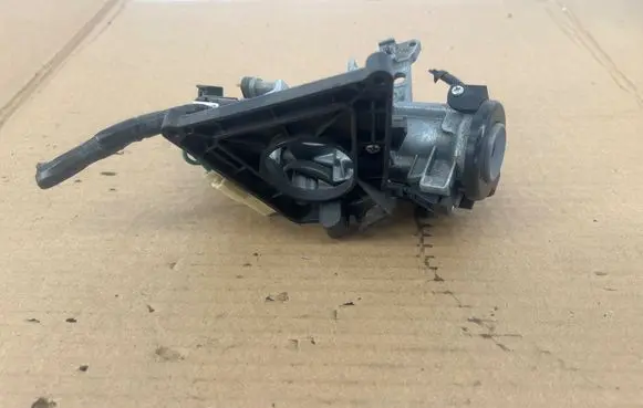 Suzuki Jimny Ignition lock 3397080G01 97RI010015