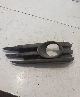Opel Zafira B Front bumper lower grill 13182925 9980000012