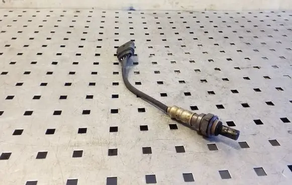 Volkswagen Polo V 6R Lambda probe sensor 03C906262