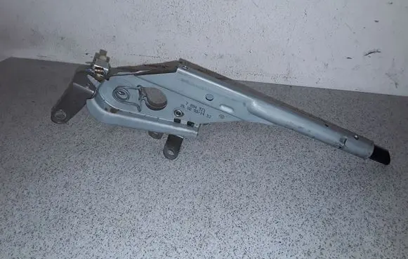 BMW 5 E39 Hand brake release handle 1163157