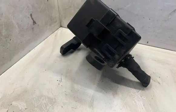 Hyundai Santa Fe Fuse module M692451