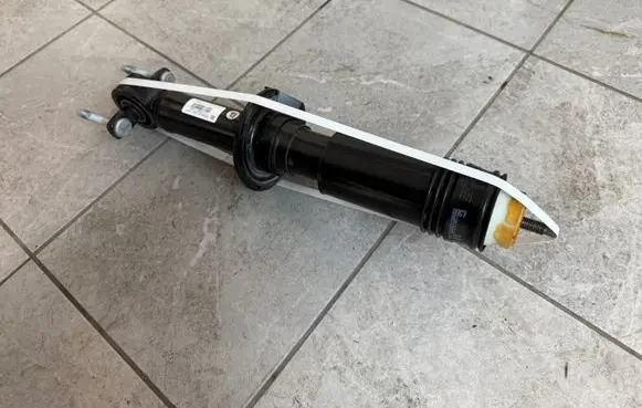 Volkswagen Amarok II Front shock absorber/damper MB3C18045ECF