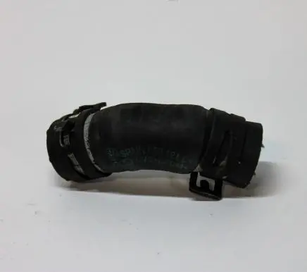 Volkswagen Phaeton Engine coolant pipe/hose 059121051