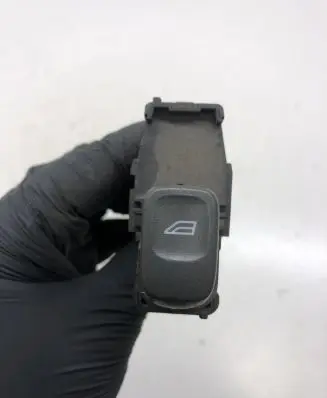 Volvo S60 Electric window control switch 9472275