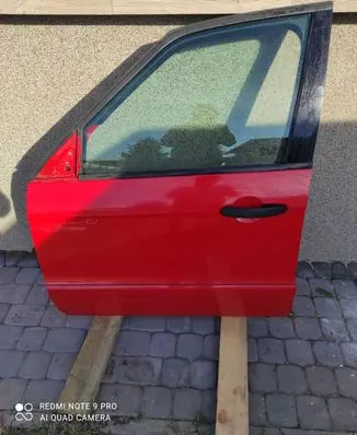 Ford S-MAX Front door