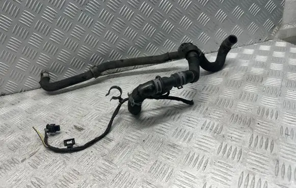 Audi Q7 4M Engine coolant pipe/hose 4m0121036g