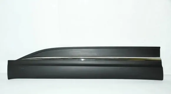 Renault Koleos II Front door trim (molding) 808217185R