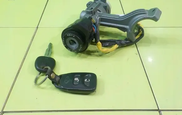 Hyundai Tucson JM Ignition lock 