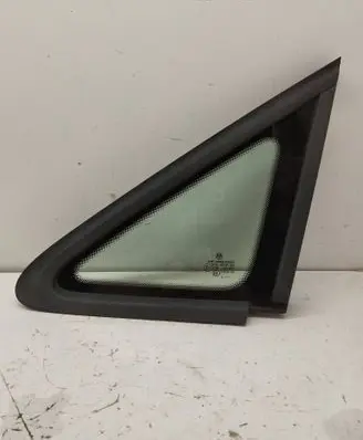 Volkswagen Caddy Front triangle window/glass 2K5845411