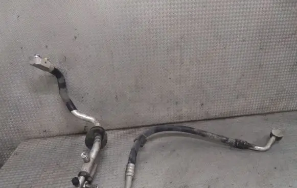 Audi A4 S4 B8 8K Air conditioning (A/C) pipe/hose 8K1260712F