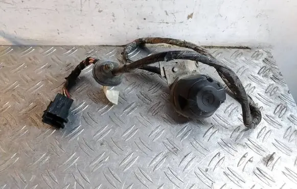 Mercedes-Benz ML W163 Tow bar electric socket 0005403824 A1635401108