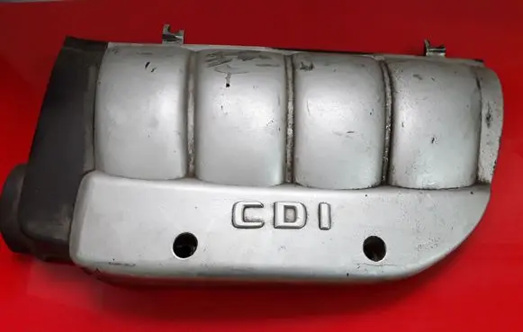 Mercedes-Benz C W203 Engine cover (trim) A6110101167
