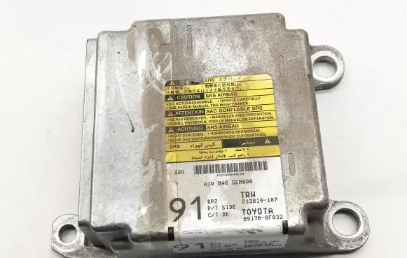 Toyota Corolla Verso E121 Airbag control unit/module 891700F032