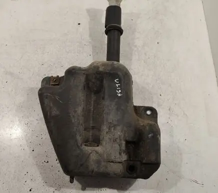 Windshield washer fluid reservoir/tank