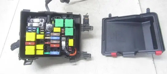 Fuse box set