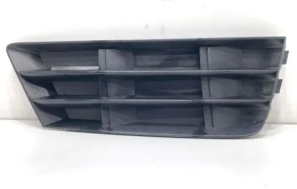 Front bumper lower grill