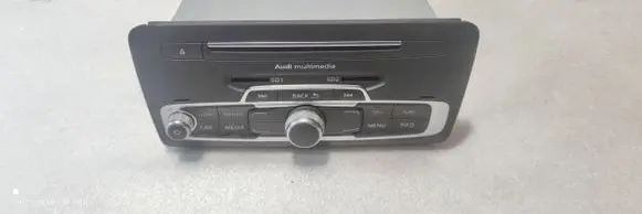 Audi S1 Radio/CD/DVD/GPS head unit 8XA035678B