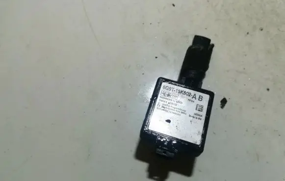 Antenna control unit