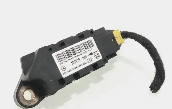 Mercedes-Benz C W203 Airbag deployment crash/impact sensor 0018209126 101170002